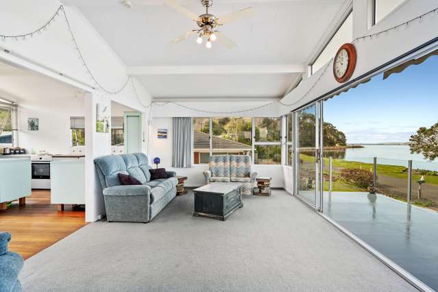 6 Waikaraka Beach Road Tamaterau_4