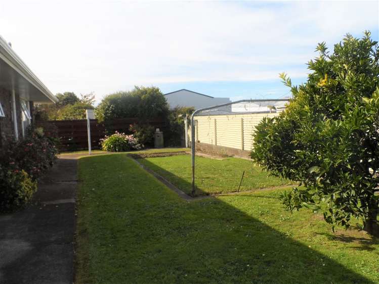 21 Cargill Avenue Feilding_12