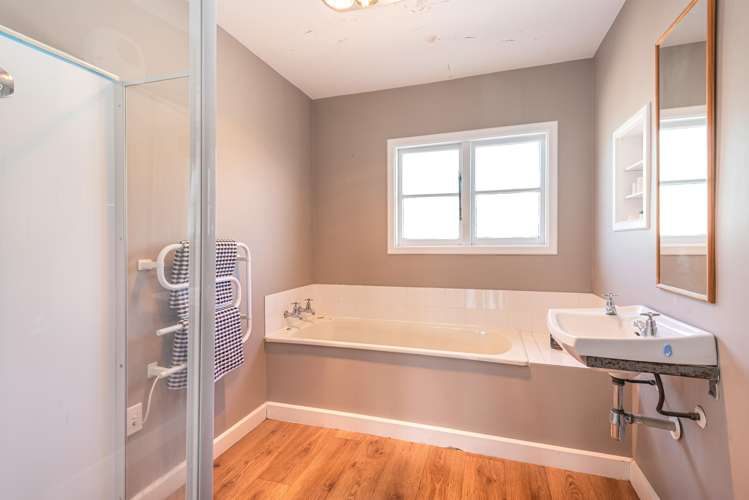 3 Croziers Road Saint Albans_12