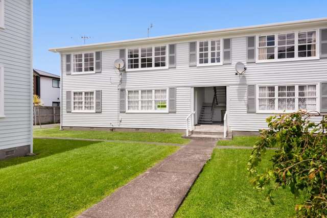 Great buy in the heart of Waiwetu