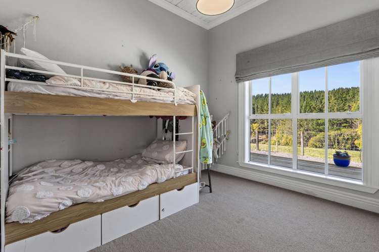 2033 Kahuranaki Road Kahuranaki_12