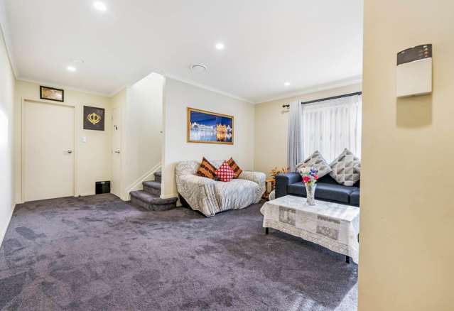 20 Bridgefield Crescent Flat Bush_4