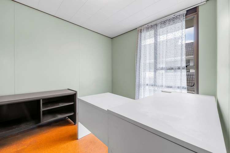 2/3 The Esplanade Eastern Beach_15