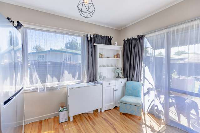 5 Harold Holt Avenue Onekawa_3