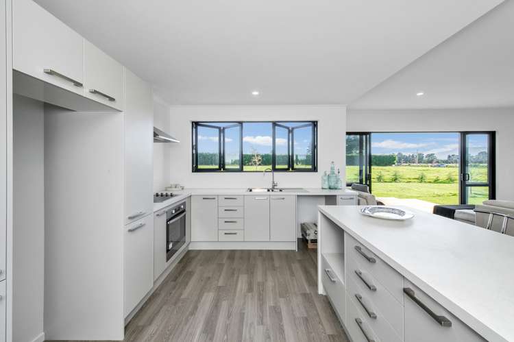 1845 Thongcaster Road Oxford_15