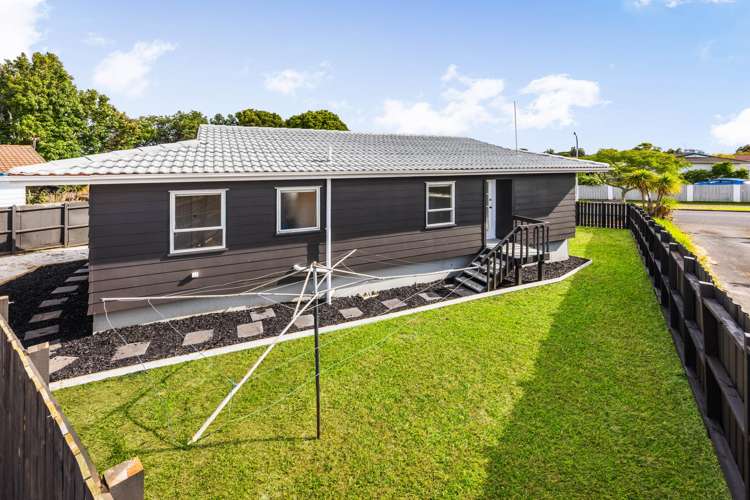 3 Bundena Place Clendon Park_11