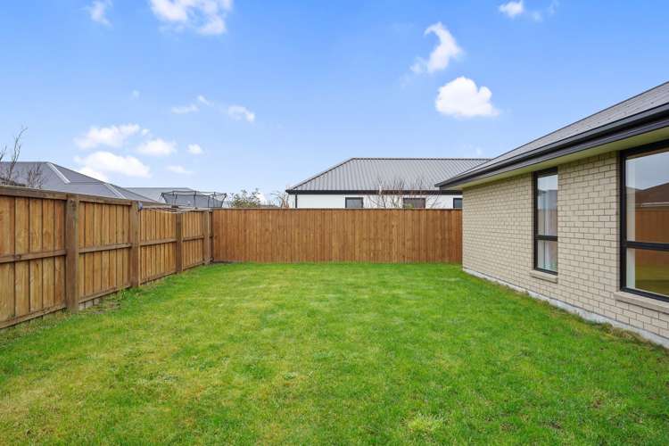 14 Northmoor Boulevard Rolleston_13