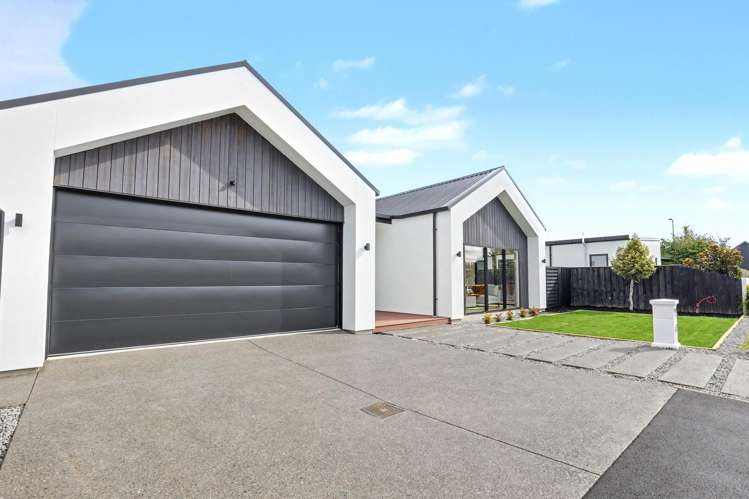 3 Kirkland Crescent Harewood_25