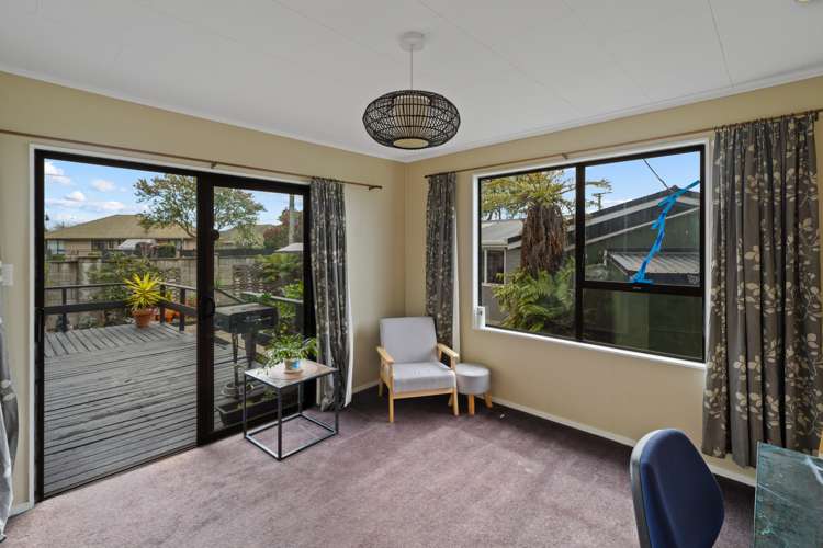 7 Adrian Place Shirley_7