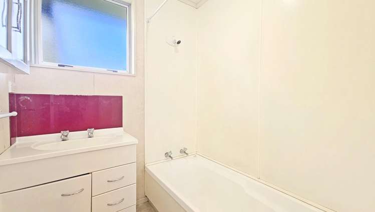 11 Turquoise Place Pukehangi_12