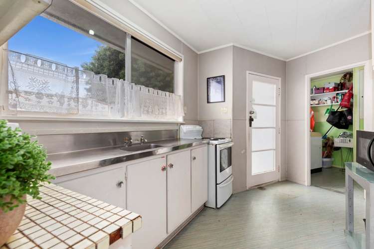 2 Awakino Place Manurewa_8