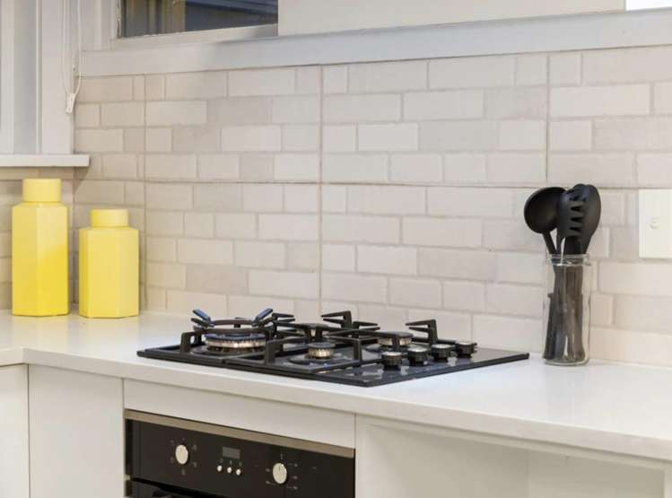 240E Great North Road Henderson_15