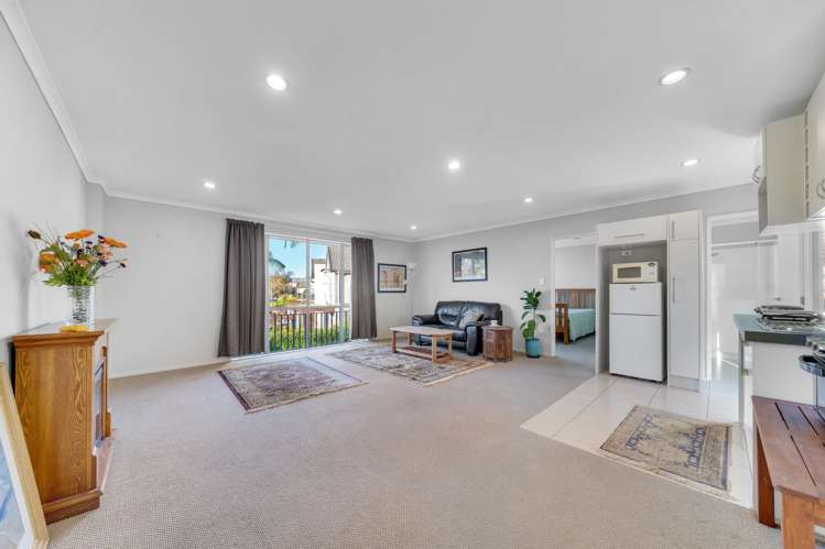 75 Bruce Pulman Drive Takanini_19