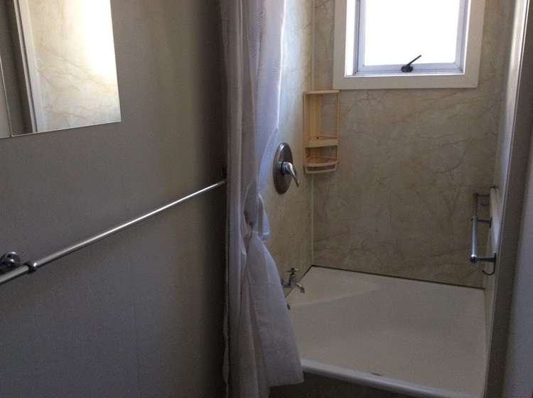 2/61 Beach Road Hampstead_12