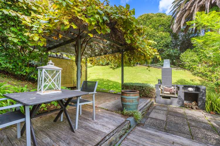 1256 Sandspit Road Sandspit_16