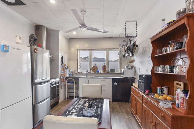 256 Breezes Road Aranui_2