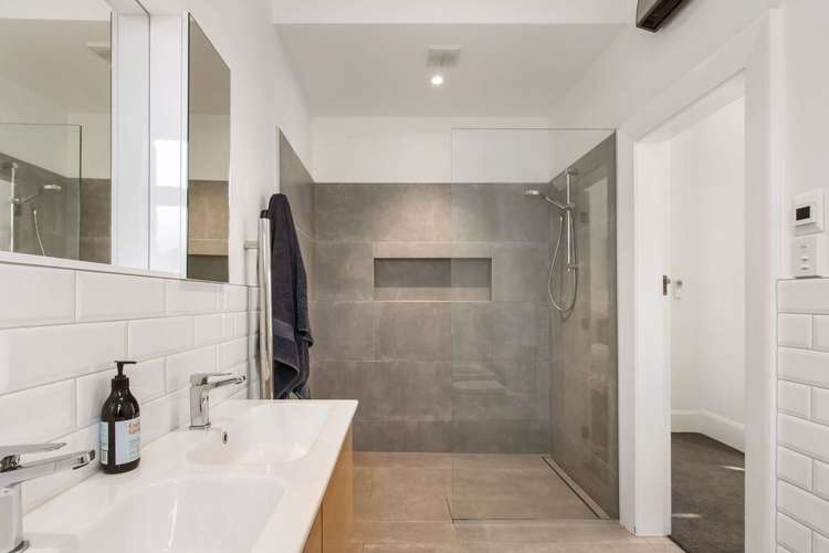 112 Knowles Street Saint Albans_25