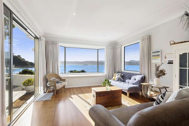493 Karaka Bay Road Karaka Bays_3