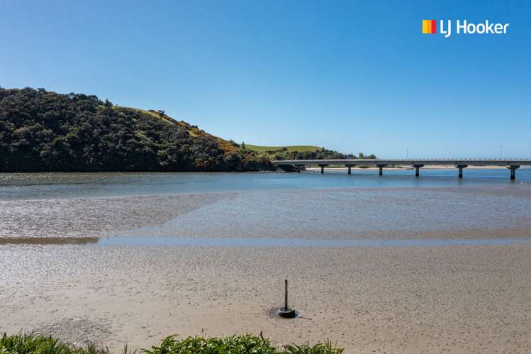 37 Riverside Road Taieri Mouth_19