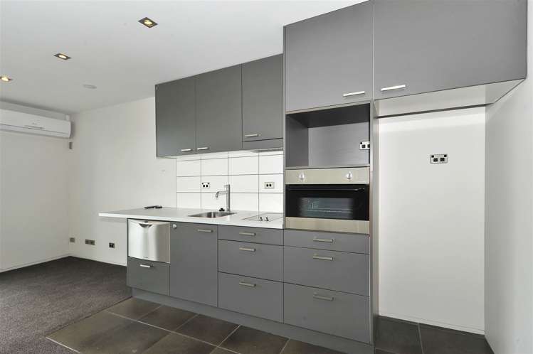 3/8a Settlers Crescent Ferrymead_9