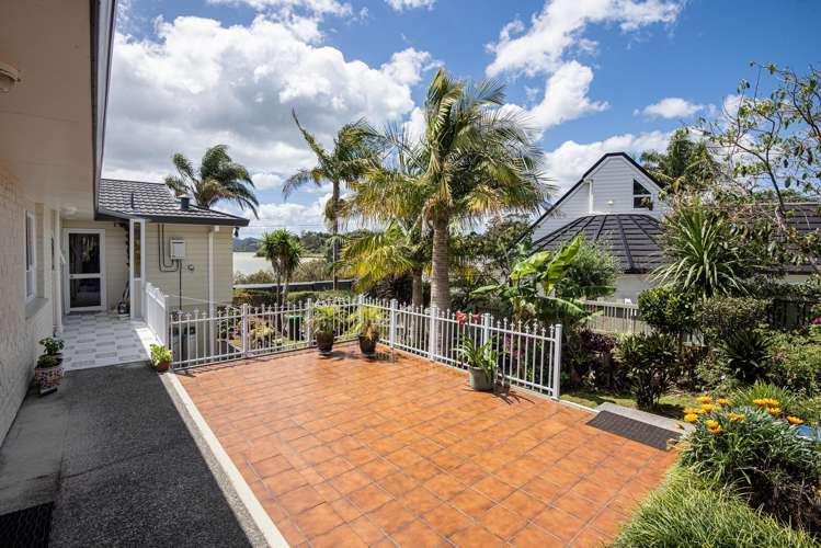 296 Beach Road Onerahi_20