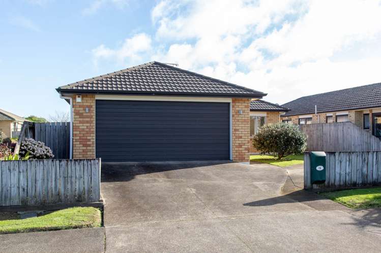 15 Raabia Close Parakai_12