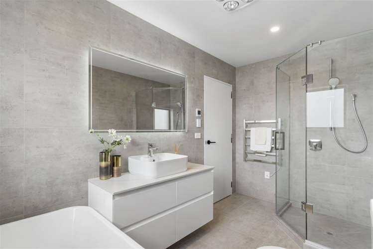 22 Bendridge Street Flat Bush_24