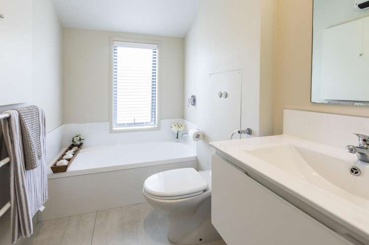 6/29 Andover Street Merivale_16