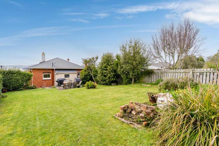 23 Cuba Street Calton Hill_17