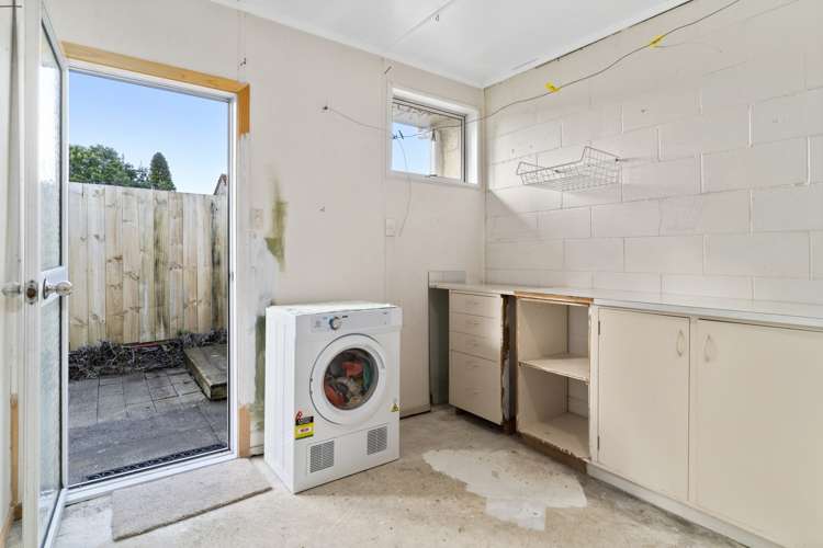 83 Churchill Road Judea_12