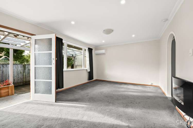 2/28 Ararino Street Trentham_2