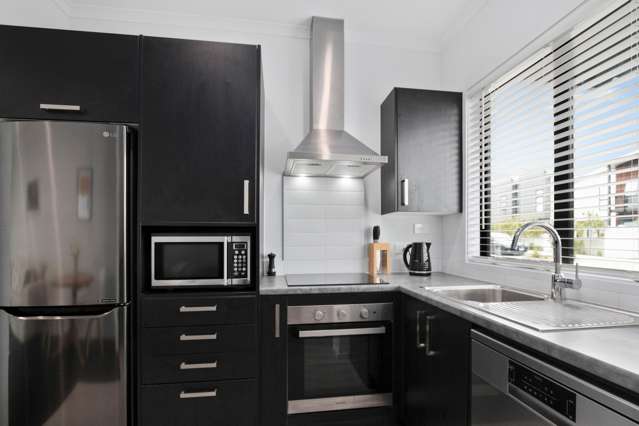 4 Sacred Kingfisher Road Hobsonville_2