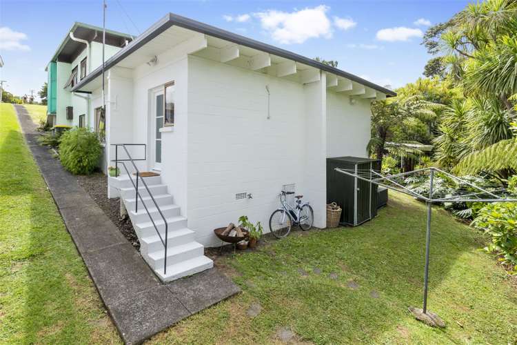 2/16 Valron Road Te Atatu South_14