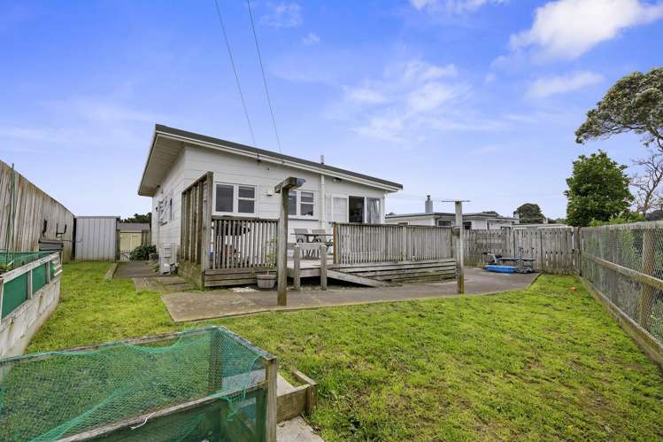 9 Morere Street Titahi Bay_17