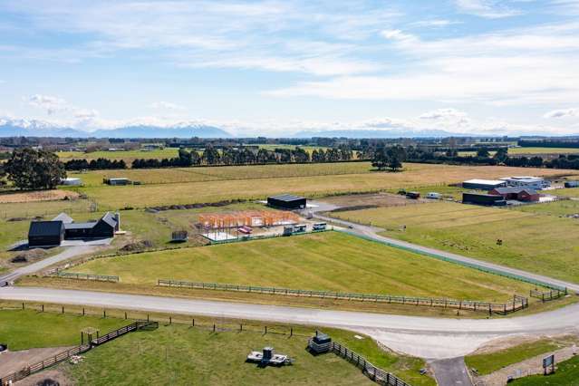 13 Meadowlands Green Allenton_1