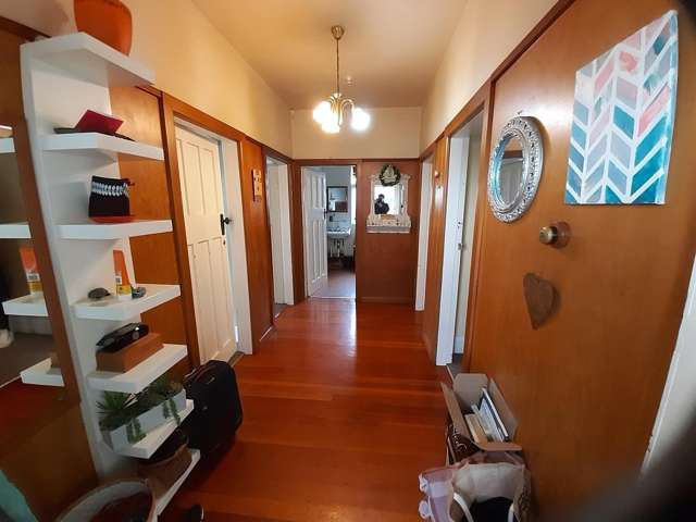 91 Mandeville Street 10211_2