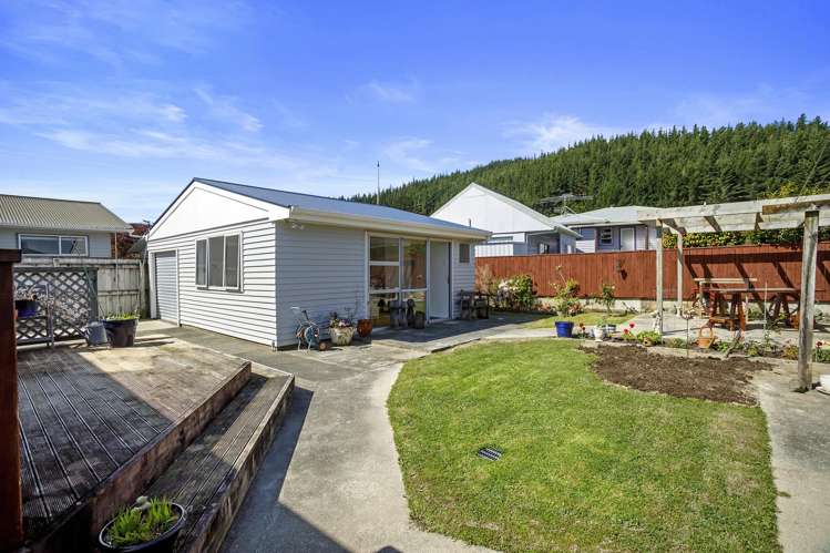 22 Berkeley Road Wainuiomata_16