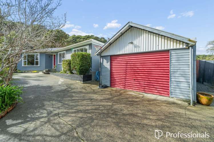 37 Petrie Street Wainuiomata_23