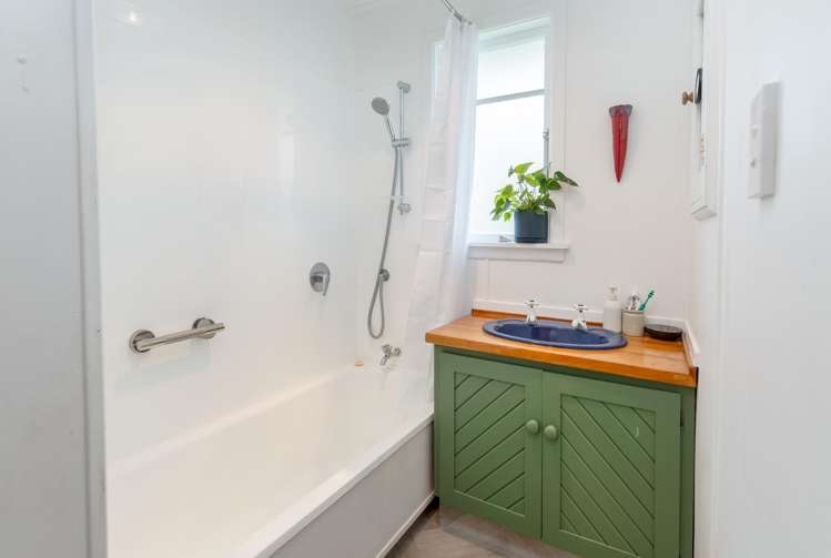 56 Daniell Street Featherston_10