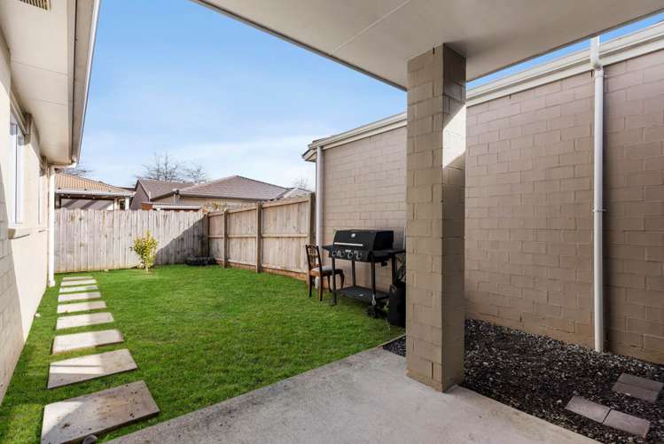 8 Popokatea Drive Takanini_22