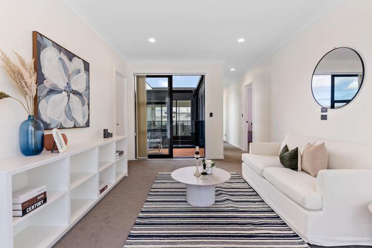 73 Joshua Carder Drive Hobsonville_14