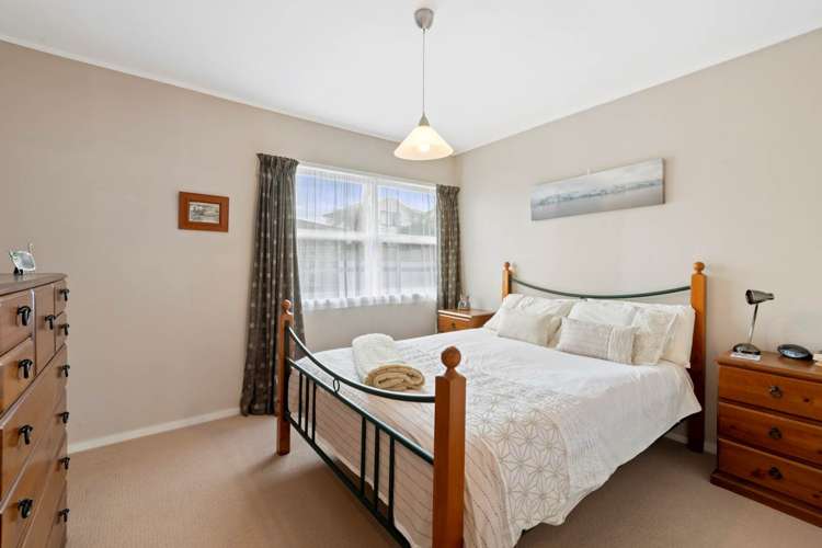 1&2/6 Elliott Avenue_5