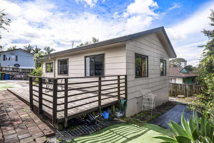 28 Faram Place Massey_10