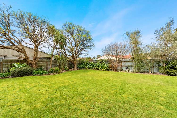 2 James Street Hamilton East_22