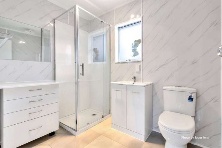 22 Greenstone Place Clover Park_7