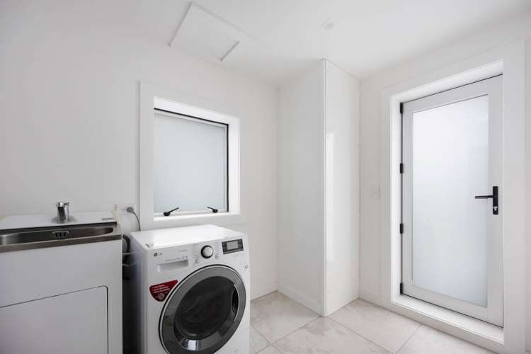 1/3 Bellcroft Place Belmont_14