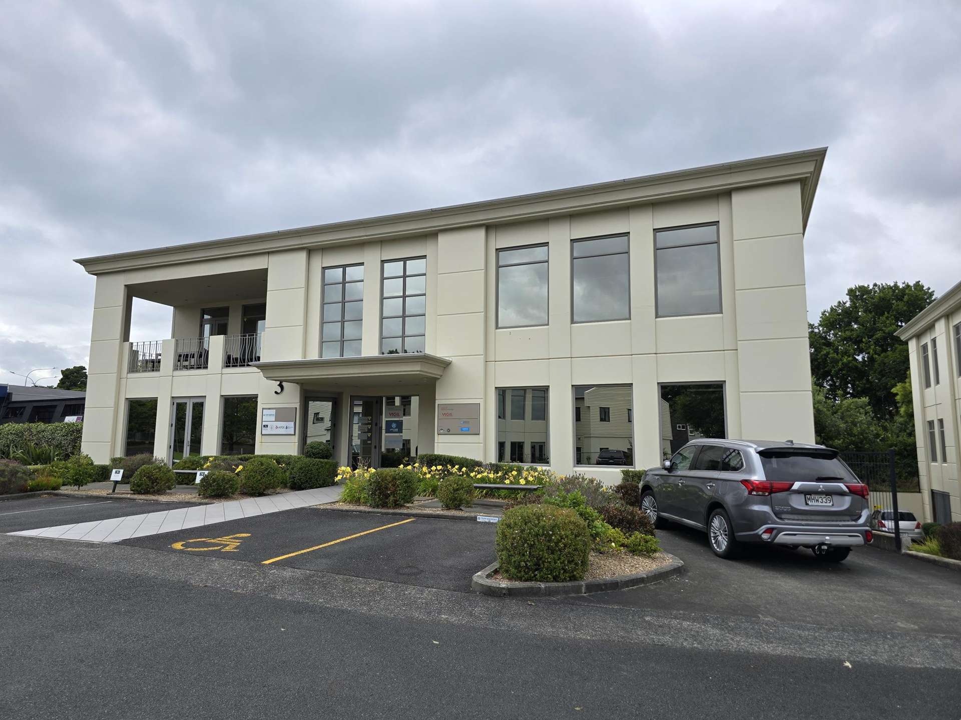 Unit I/195 Main Highway Ellerslie_0