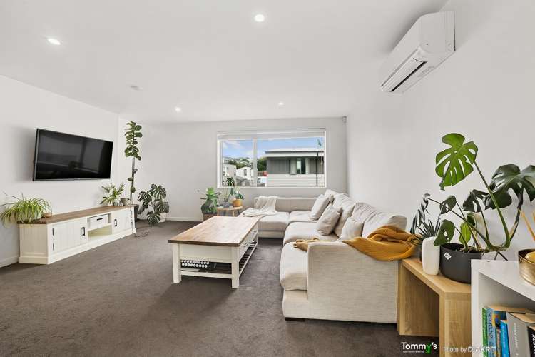 27/31 Princess Terrace Newtown_5