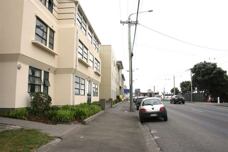 18/22 Sussex Street Mount Cook_9