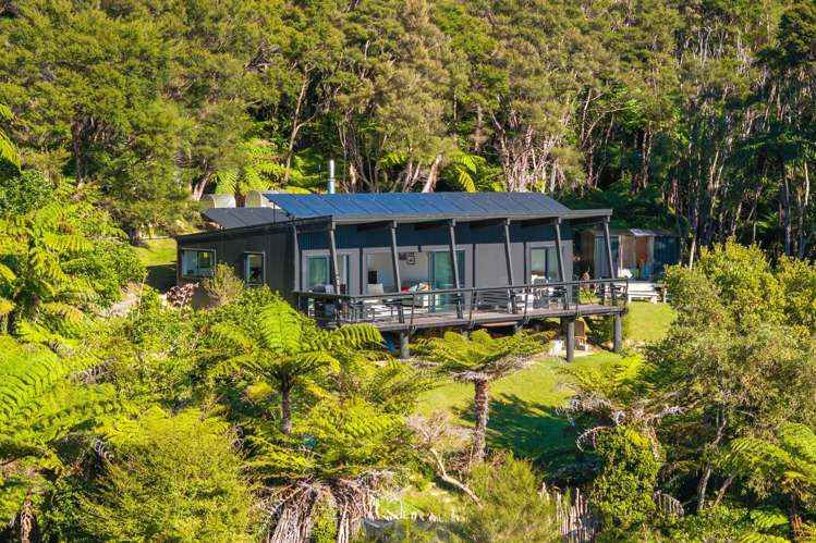 234 Tamuakawawe Bay Marlborough Sounds_1